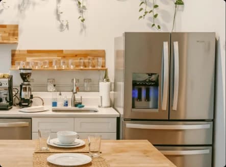 ¿Quién paga los electrodomésticos estropeados en un piso de alquiler?