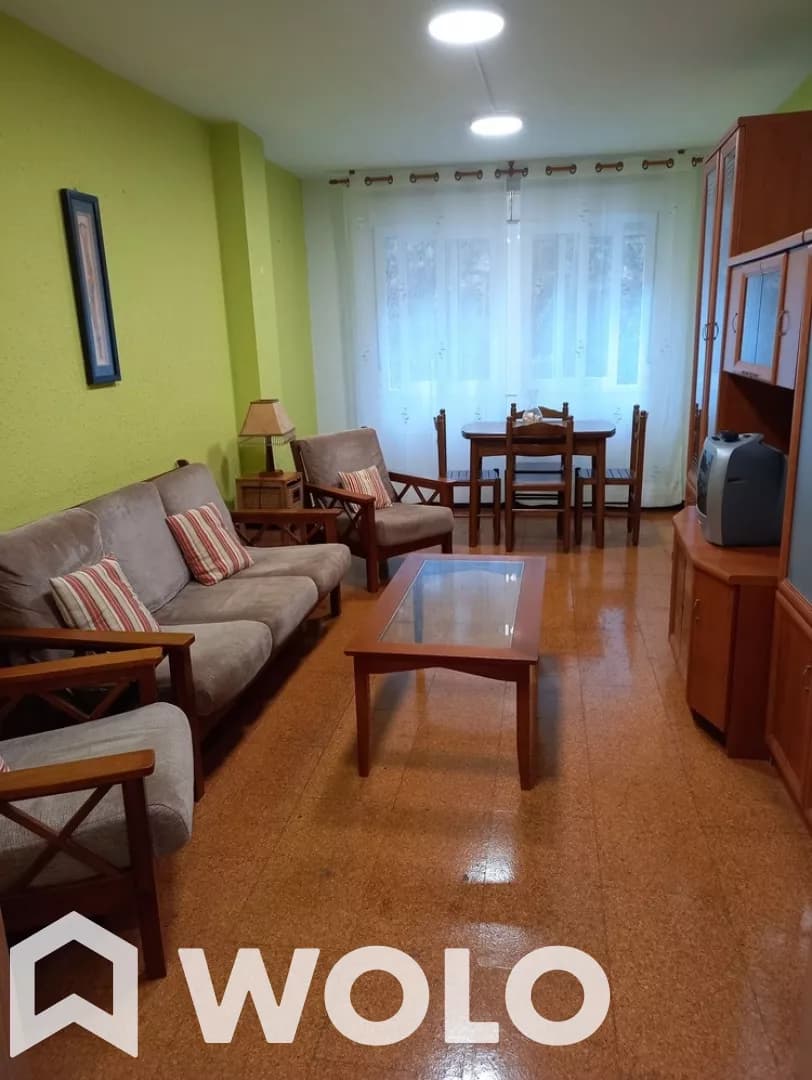 Piso en alquiler en Avenida De Los Soportales