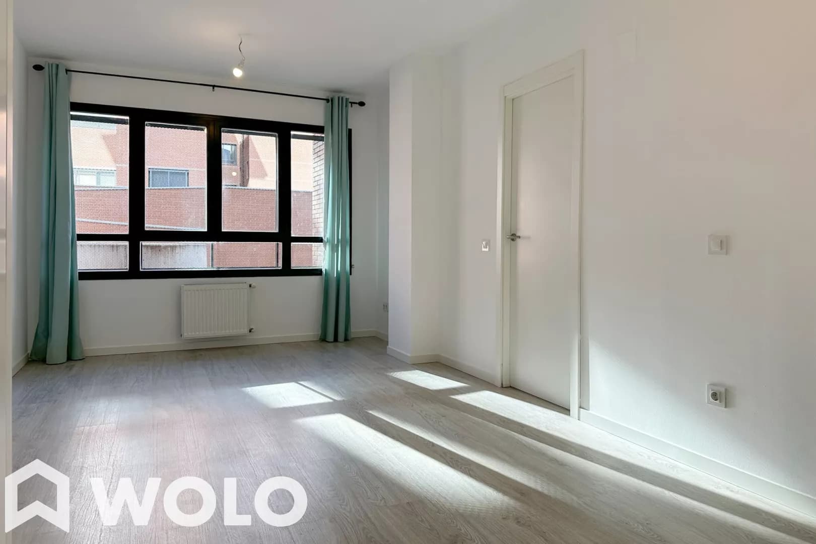 Piso en alquiler en Calle Moreno Torroba