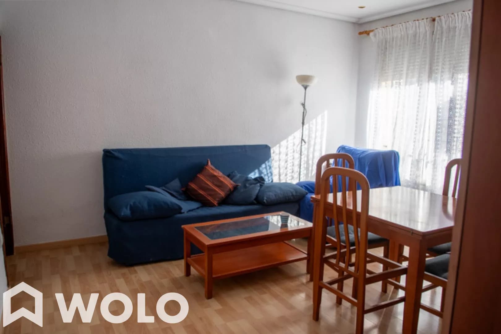 Piso en alquiler en Carrer De La República Argentina