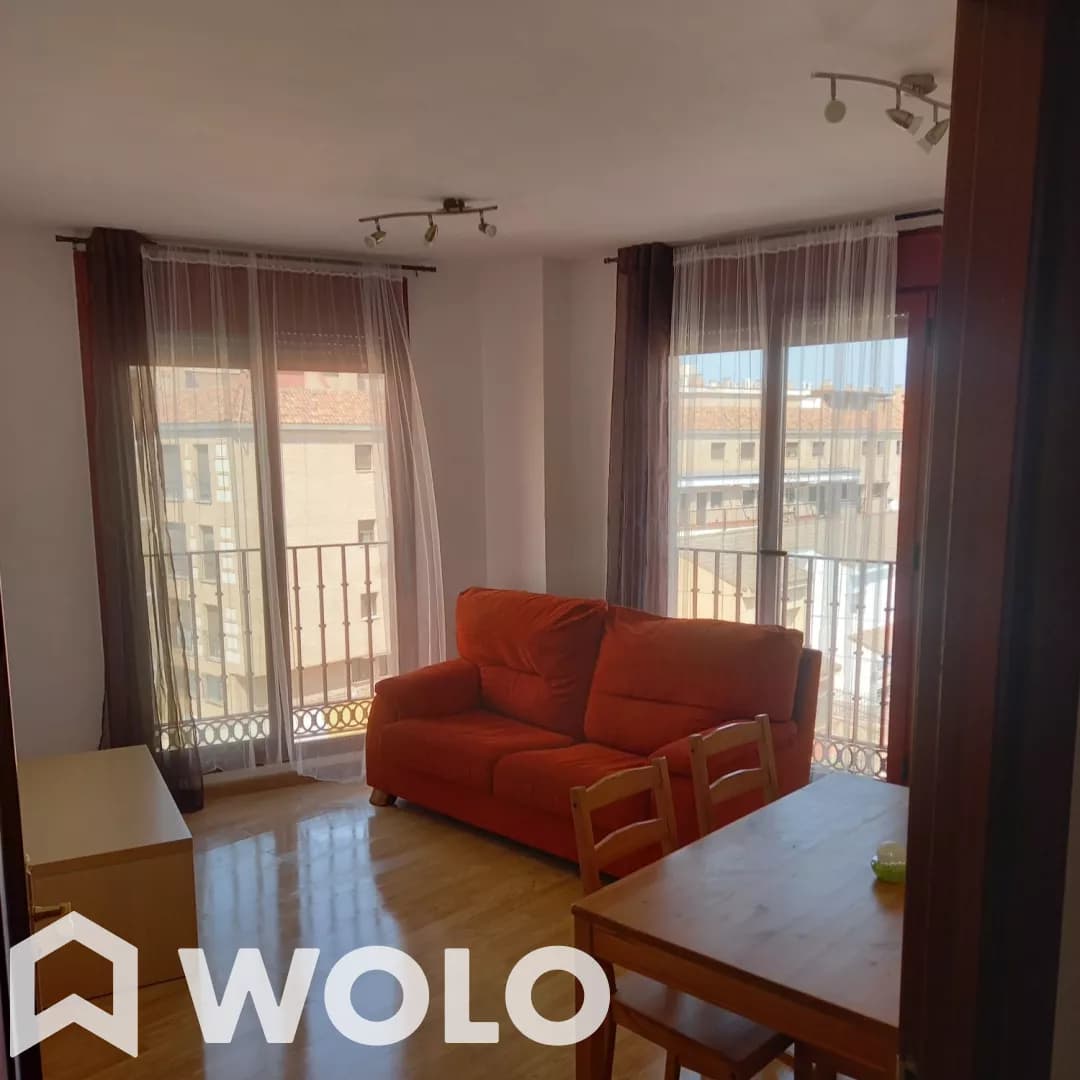 Piso en alquiler en Calle De Toledo