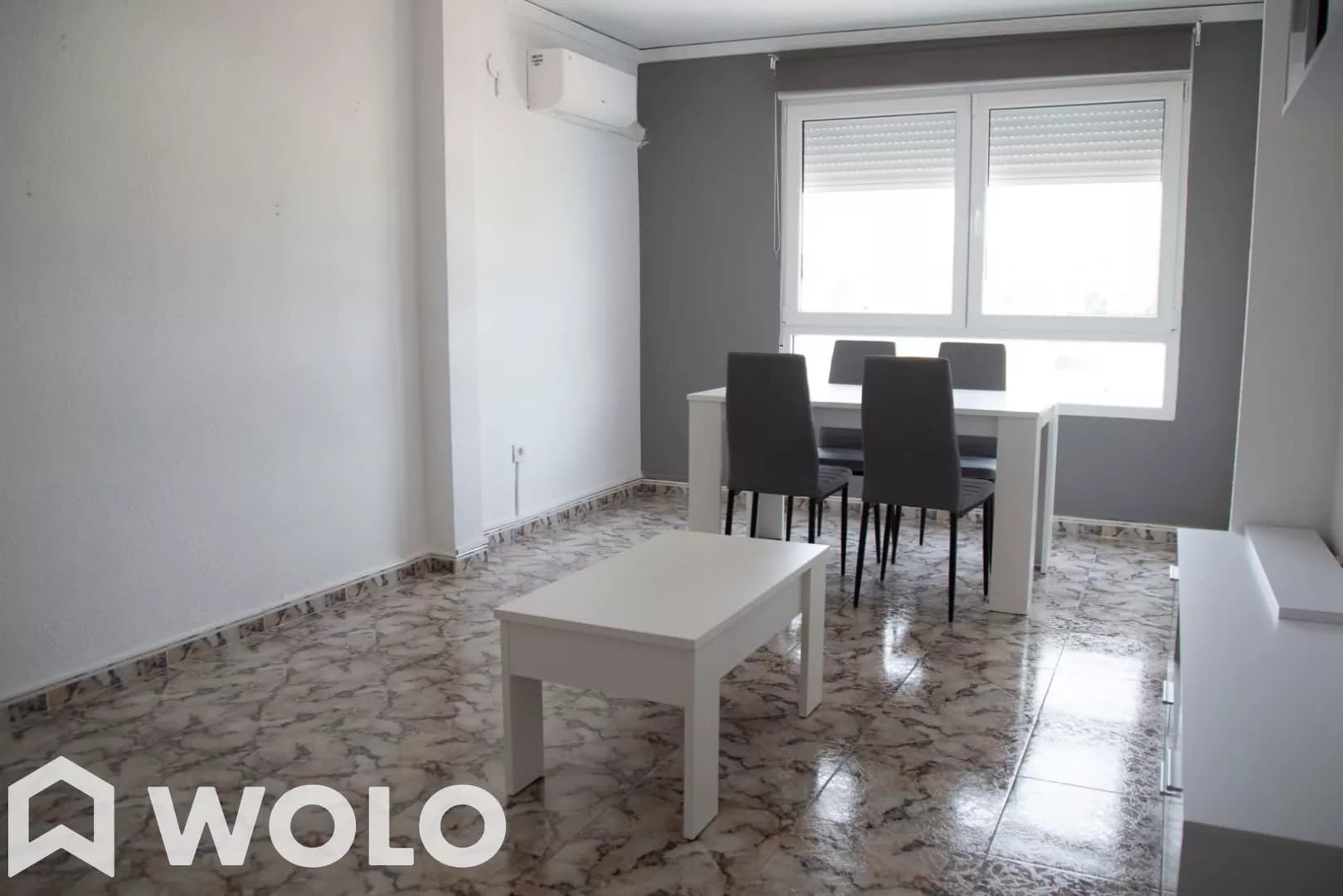 Piso en alquiler en Avenida De nou D'octubre