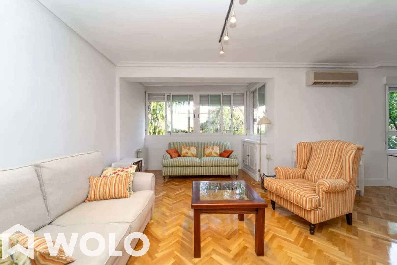 Piso en alquiler en Calle De Entrena