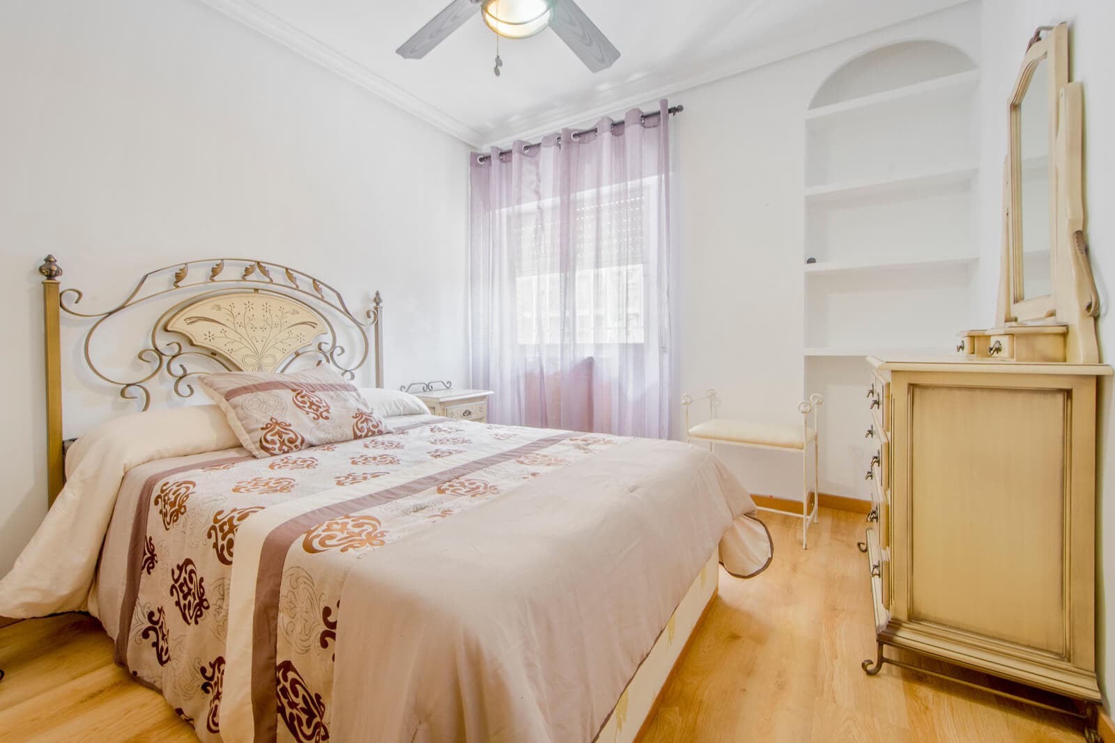 Piso en alquiler en Calle Rubens