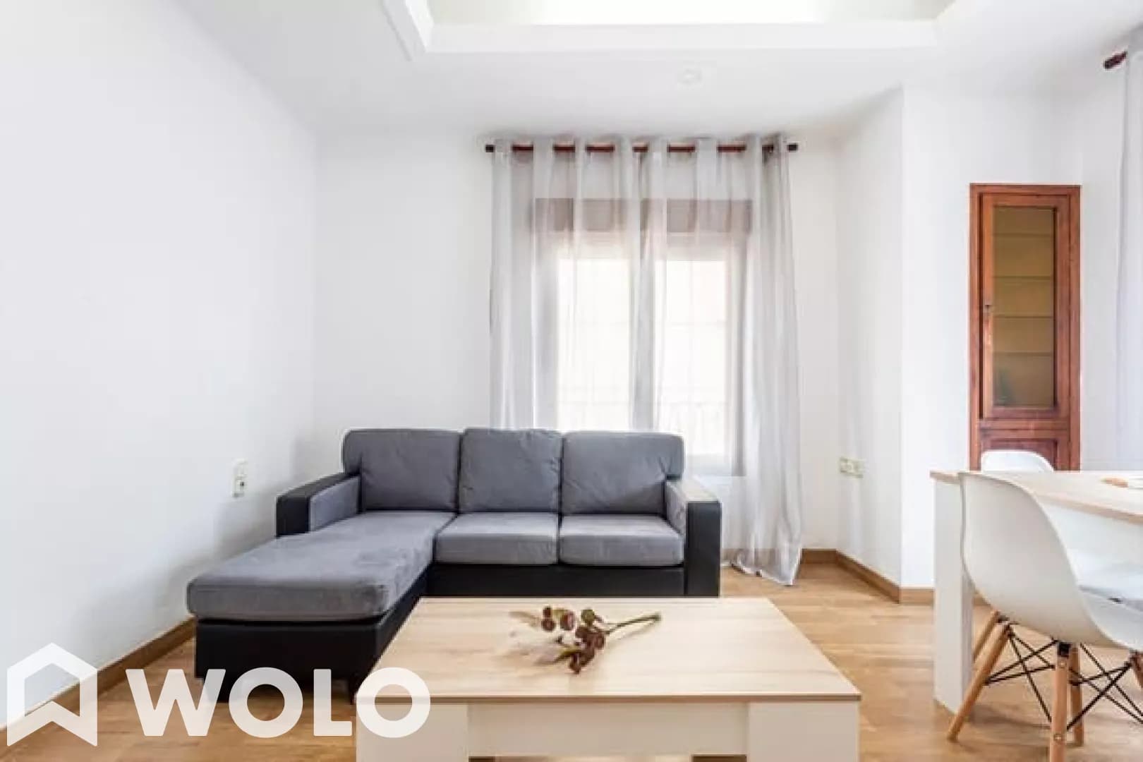 Piso en alquiler en Plaça L'Algezar