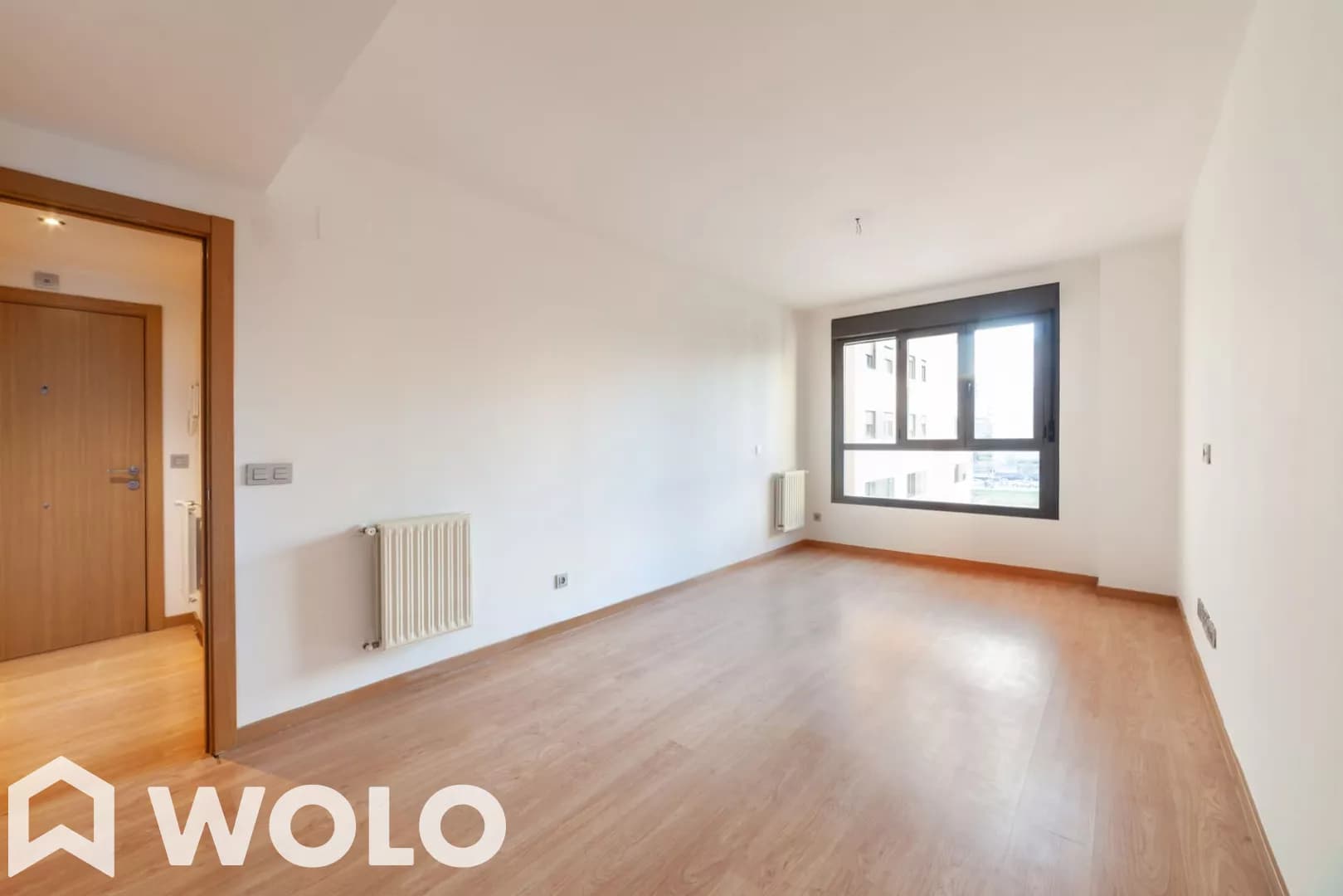 Piso en alquiler en Calle De Josefina Aldecoa