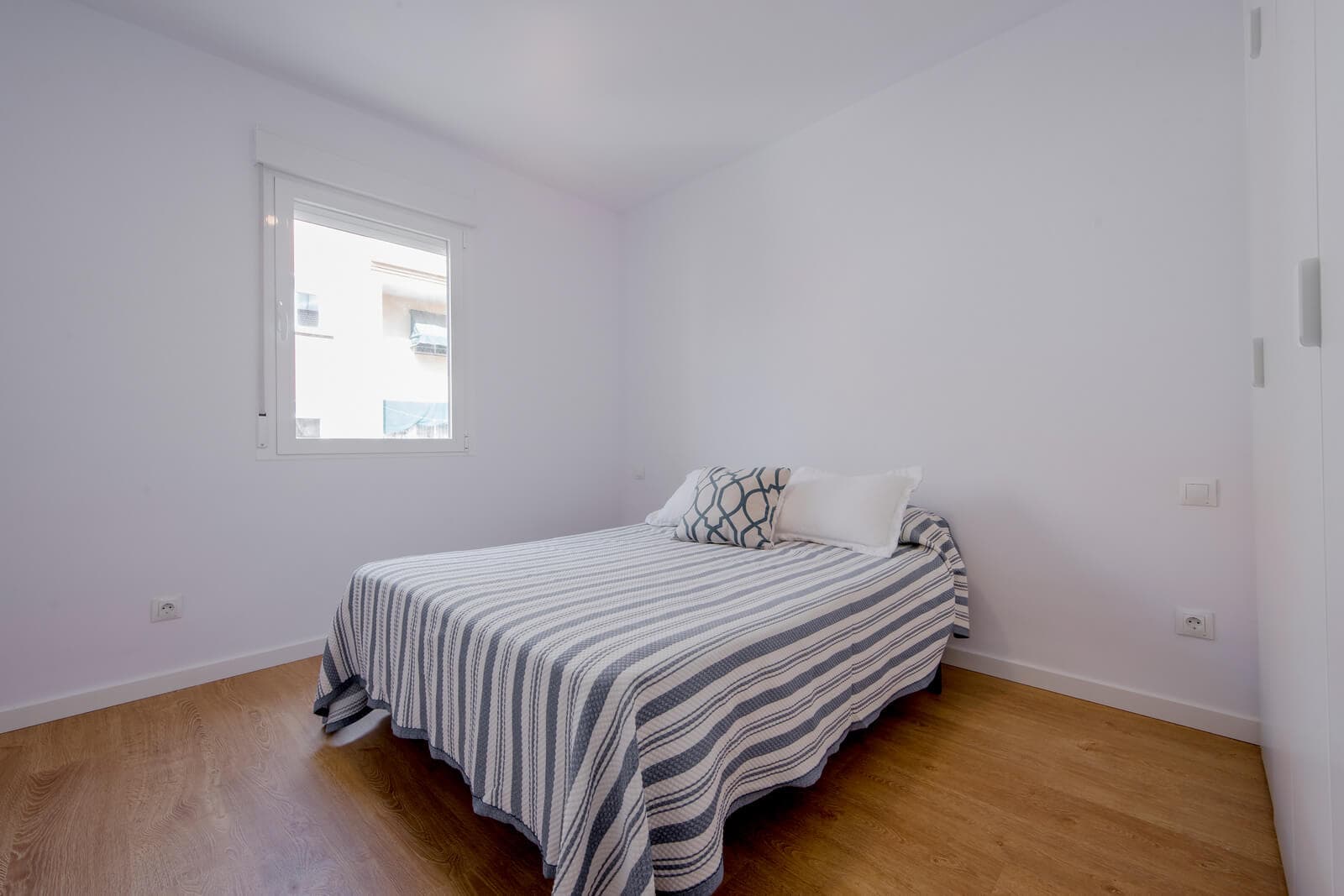 Piso en alquiler en Calle de Carmen Bruguera