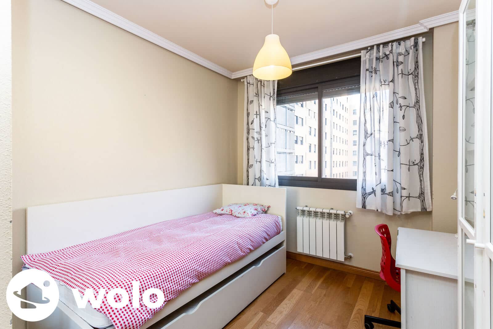 Piso en alquiler en Calle Luis Sánchez Polack Tip