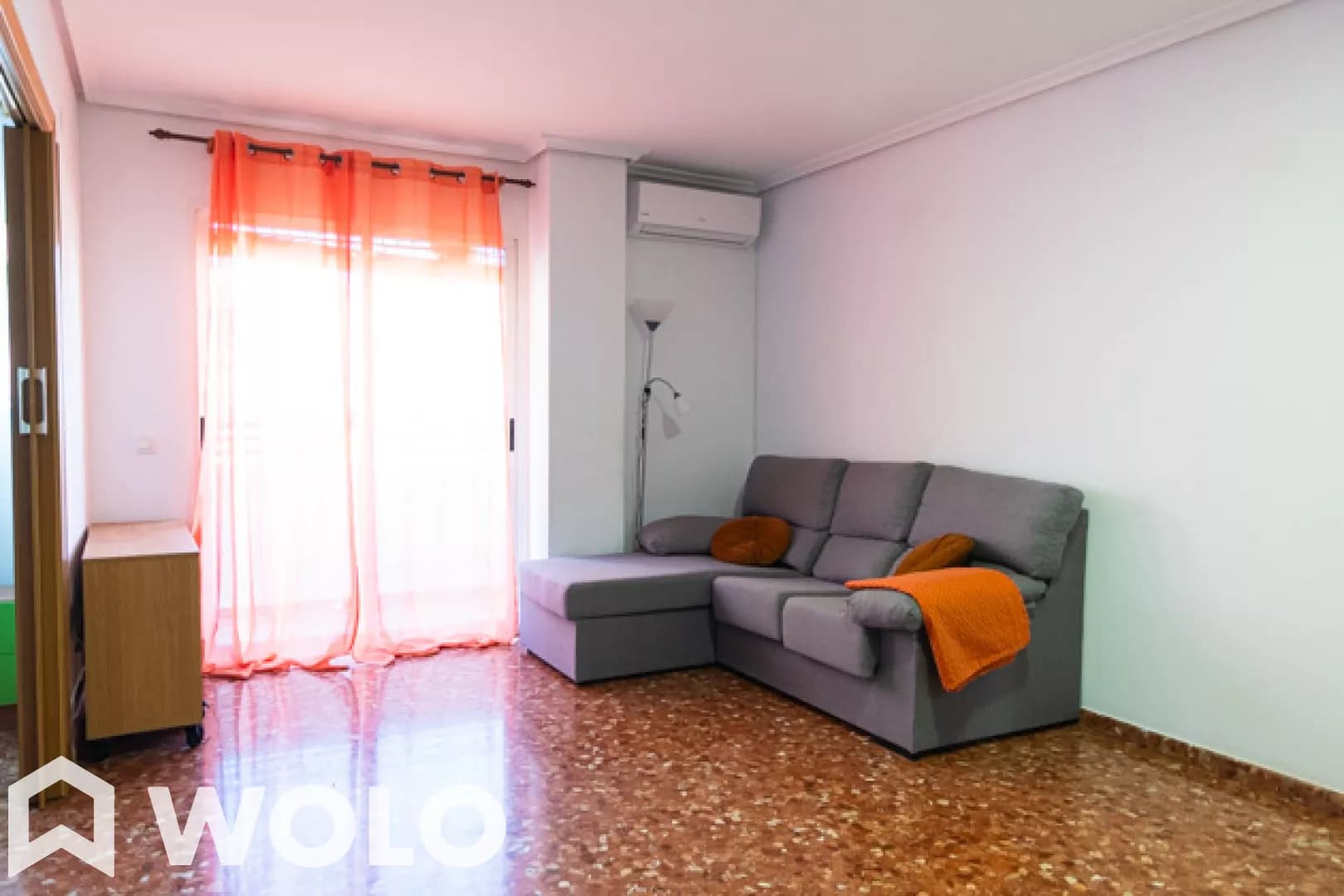 Piso en alquiler en Carrer D'Albocàsser