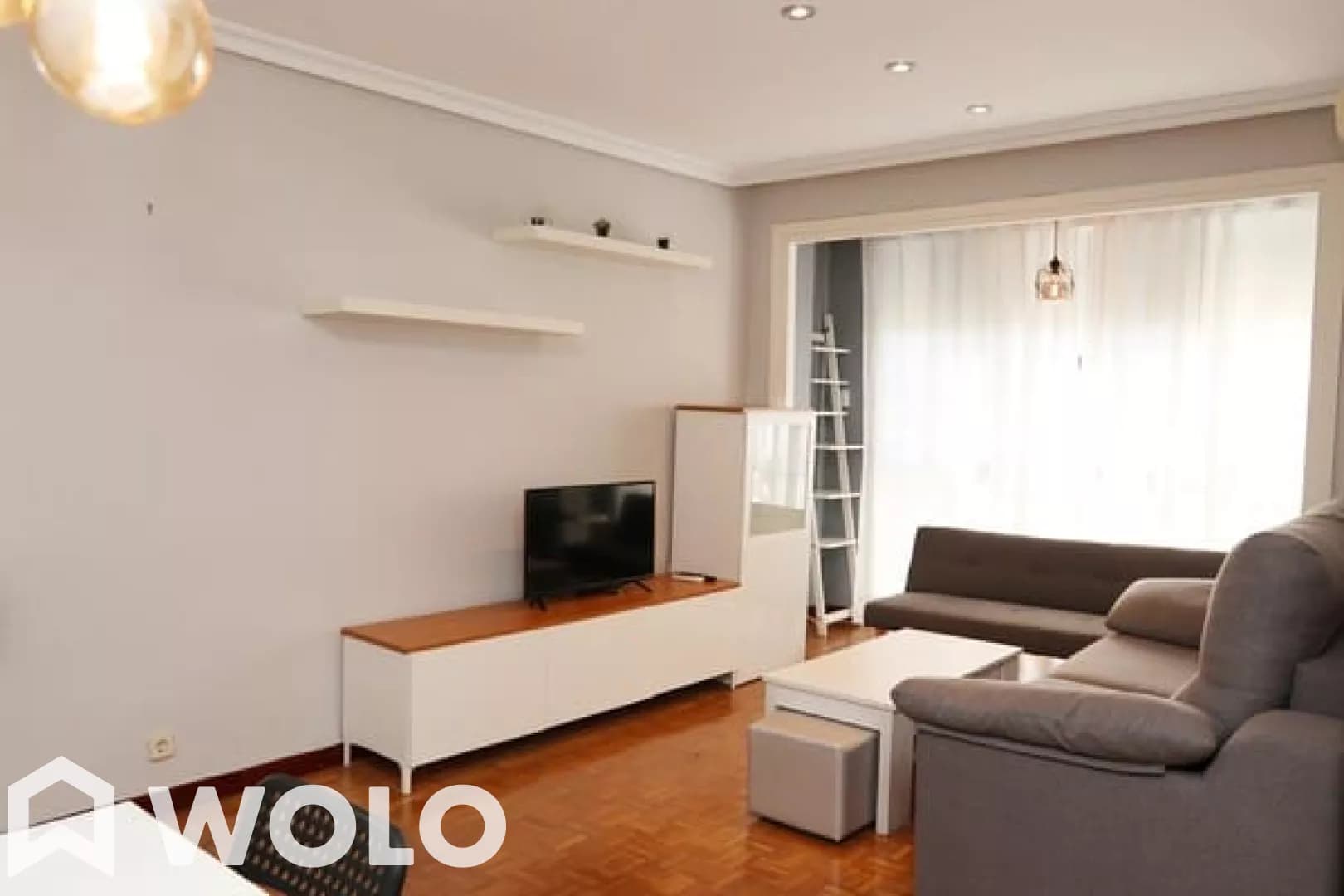 Piso en alquiler en Calle Santa María Del Rocío