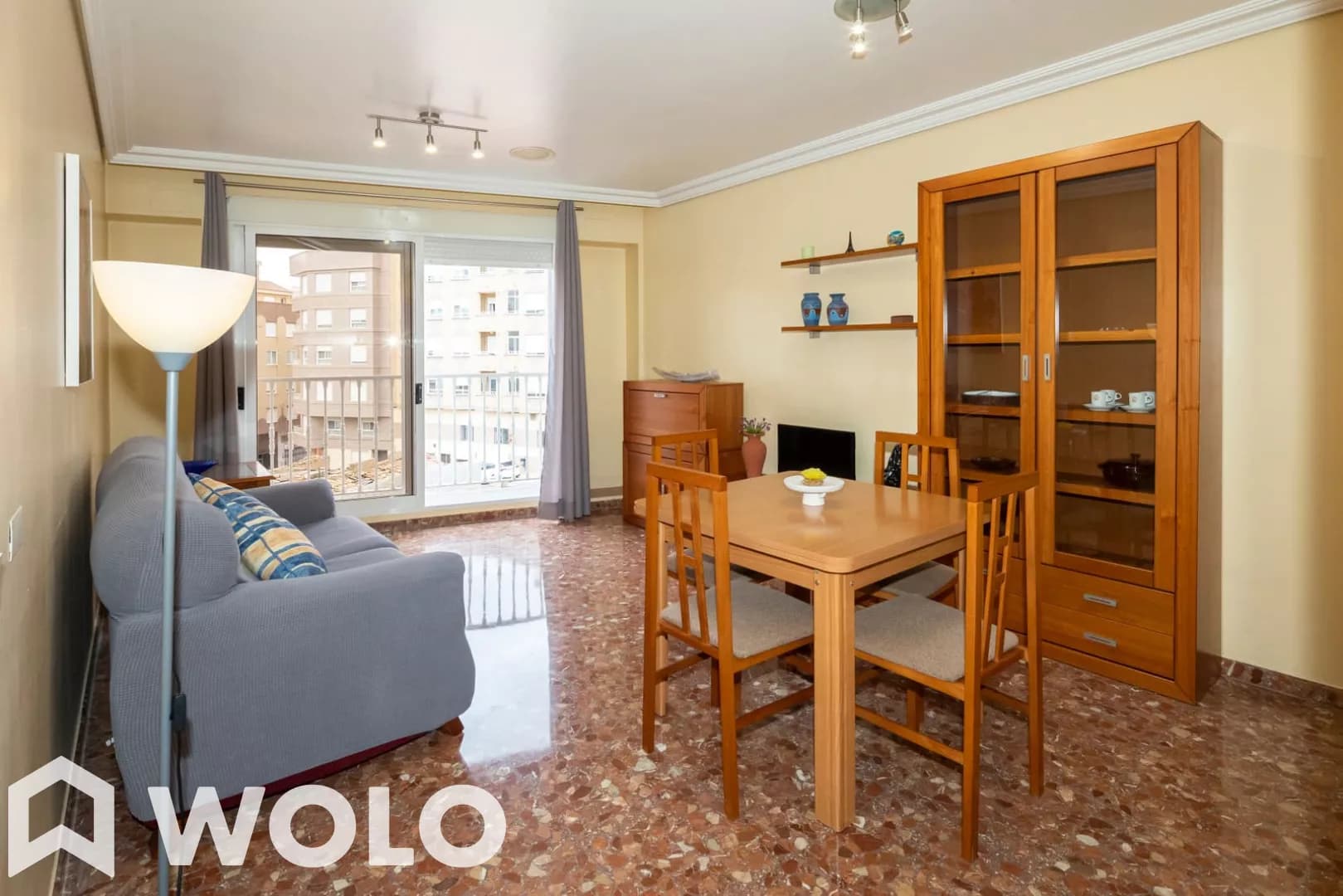 Piso en alquiler en Carrer L'alamin