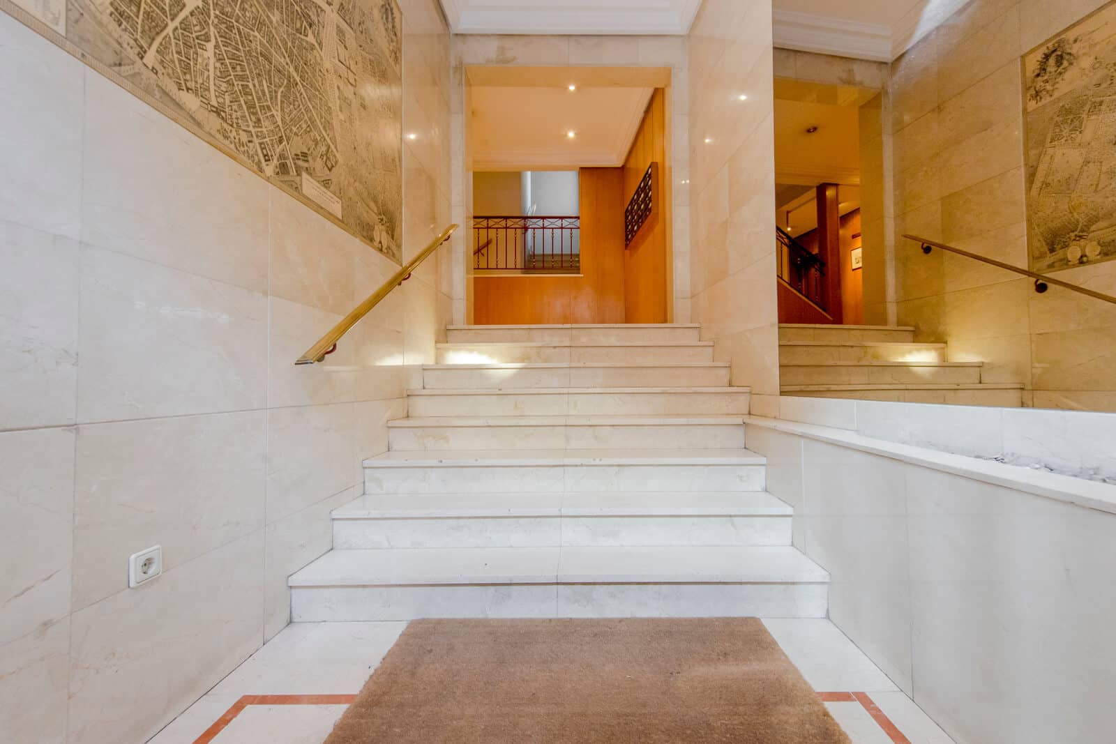 Piso en alquiler en Paseo de la Dirección