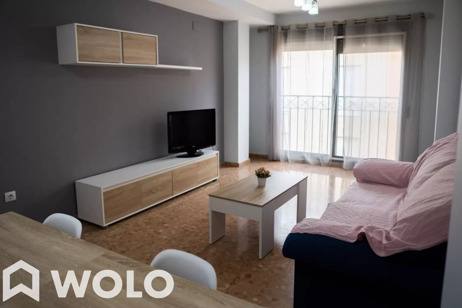 Piso en alquiler en Carrer D'albalat