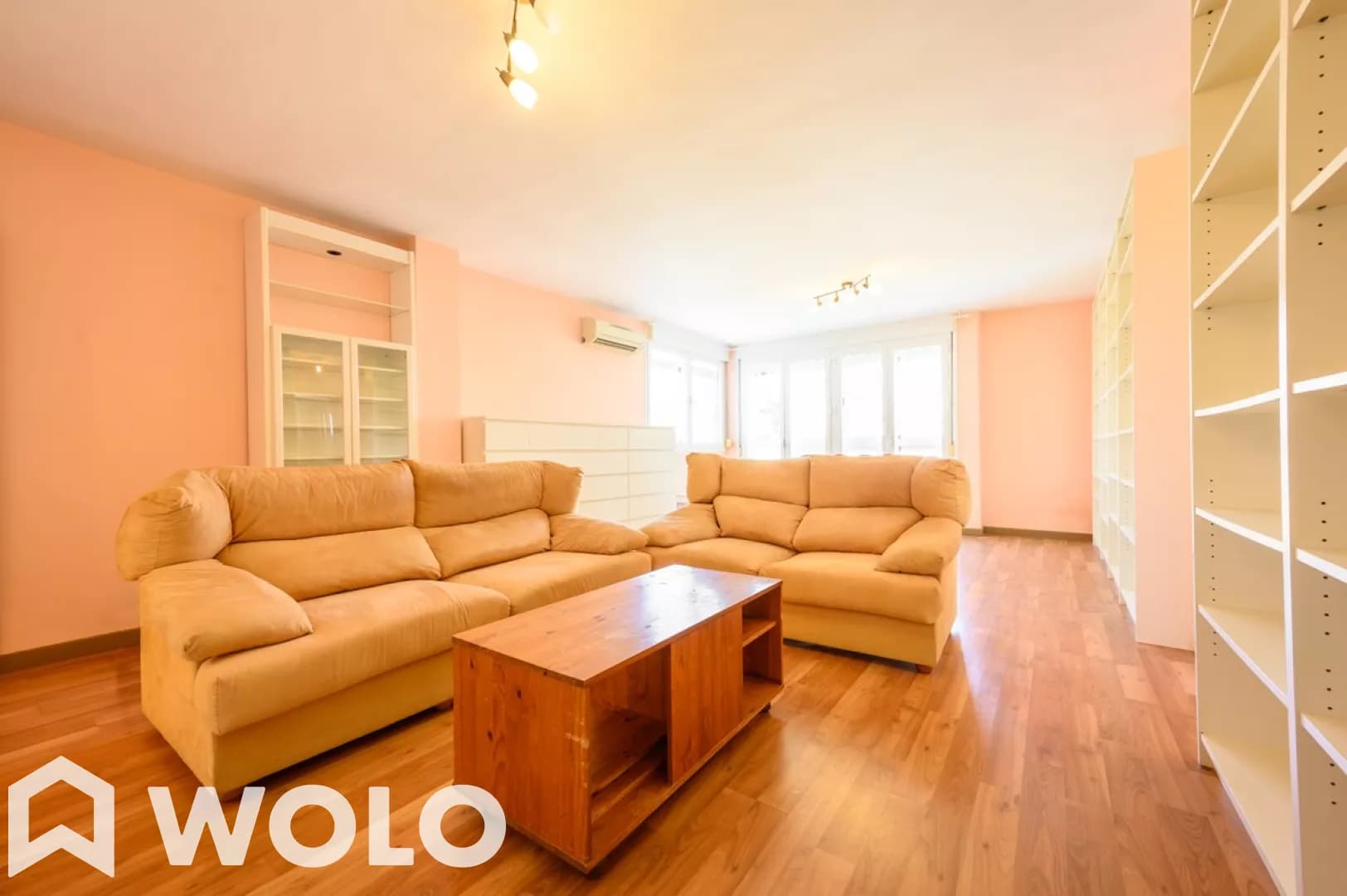 Piso en alquiler en Calle Roquedal