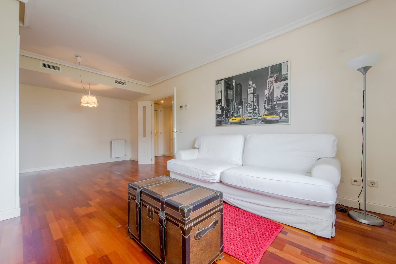 Piso en alquiler en Calle de Ana de Austria