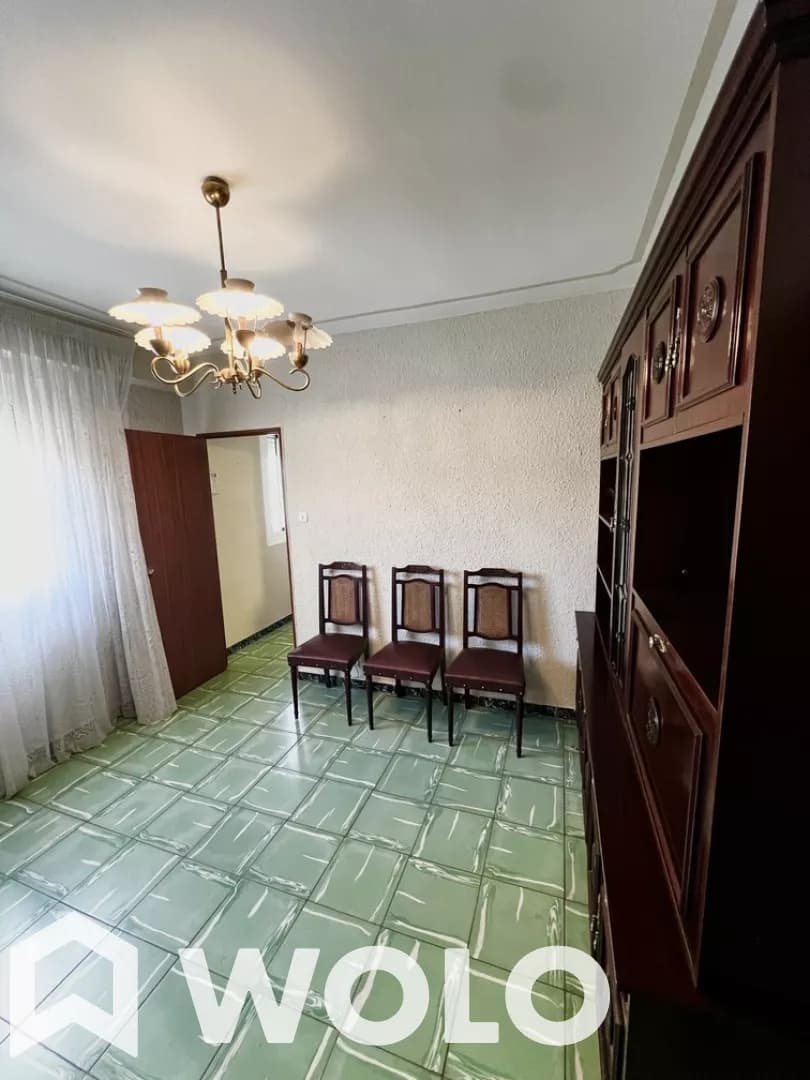 Piso en alquiler en Calle De Luis Aula