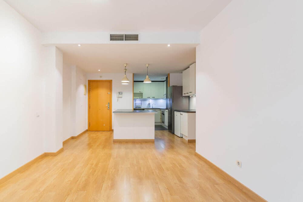 Piso en alquiler en Carrer de Tànger