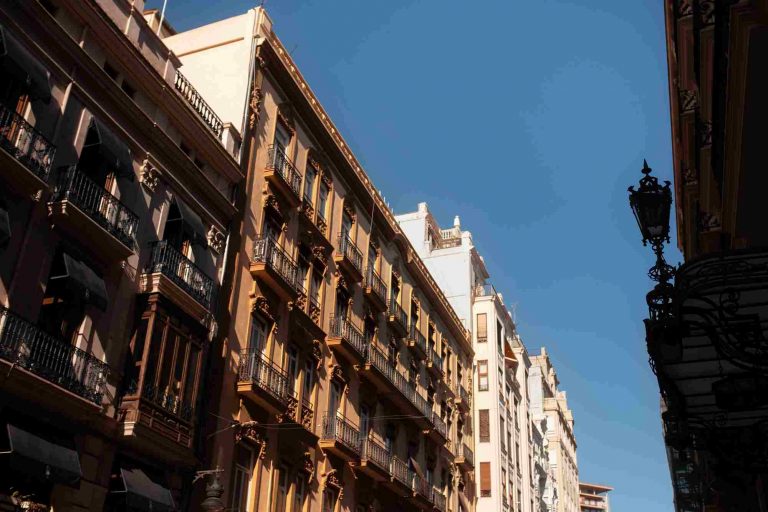 ¿Qué hay que hacer para alquilar un piso en Madrid?