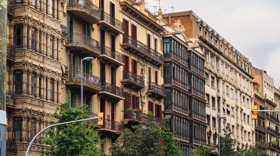 ¿Una vivienda con más de 20 años paga plusvalía?